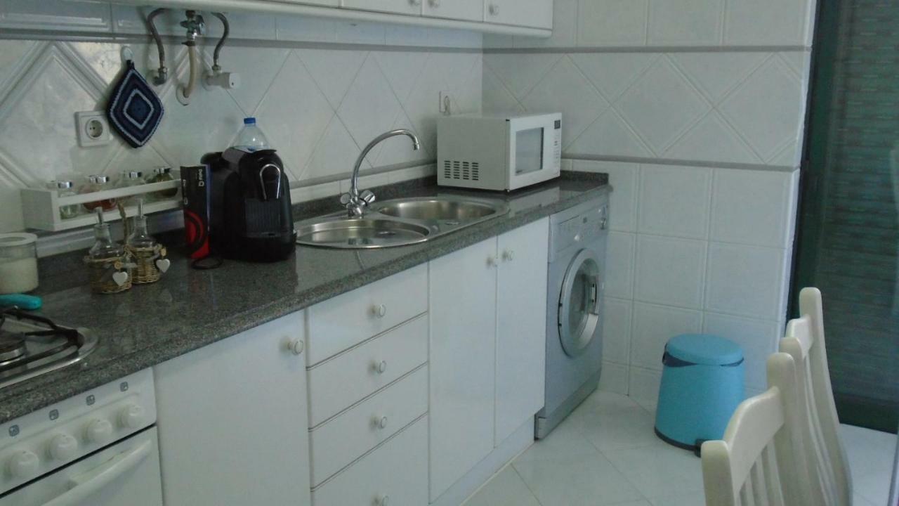 Apartamento Urb. Vila Nova, Lote 5 Armação de Pêra Eksteriør bilde